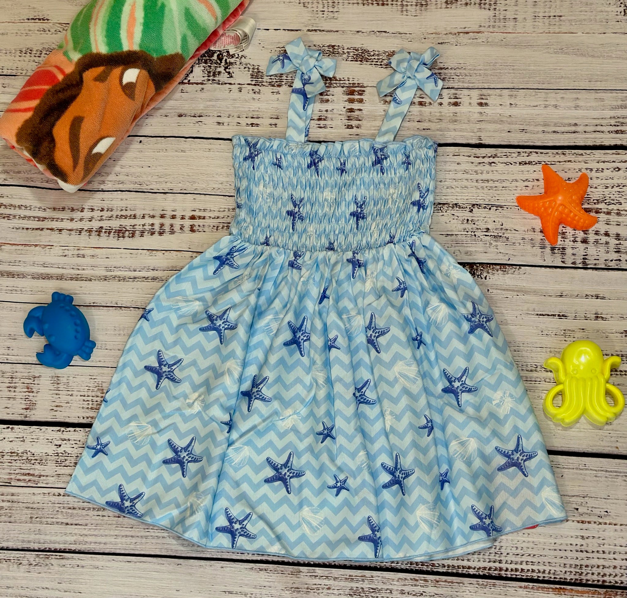 Starfish Print Smocked Bowknot Dress